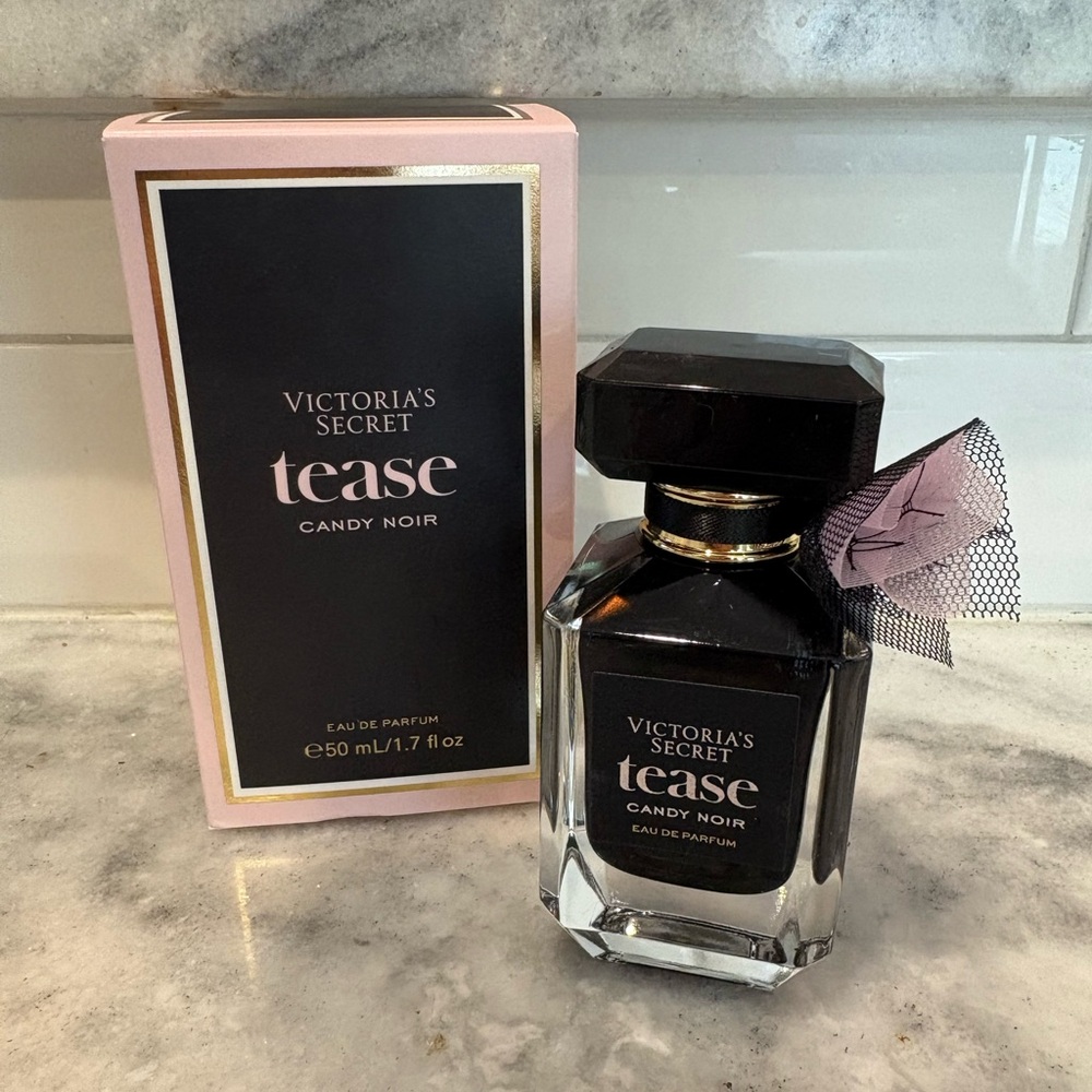 Victoria’s Secret Tease Candy Noir EDP